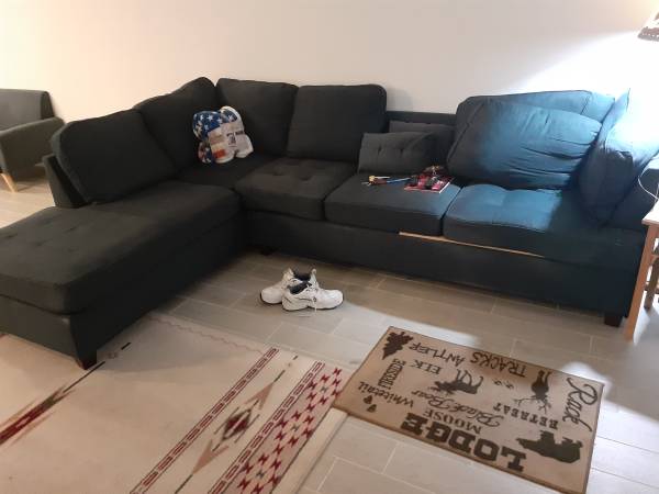 5 PIECE SECTIONAL COUCH 1