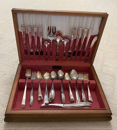 King Edward Silverplate Silverware Set in Box with Certificate 1