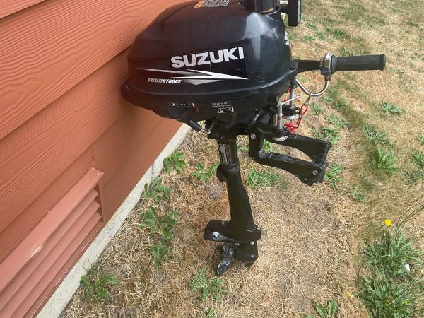2.5 hp Suzuki 1