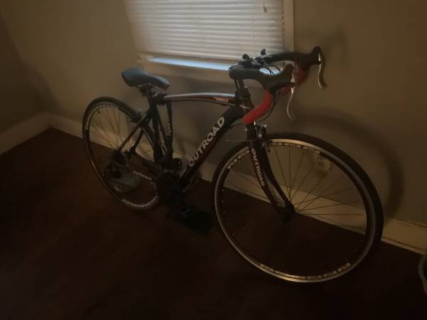 Outroad Hybrid Bikes, 26 inch 14/21 Speed 700C Wheel Road Bike with Li 1