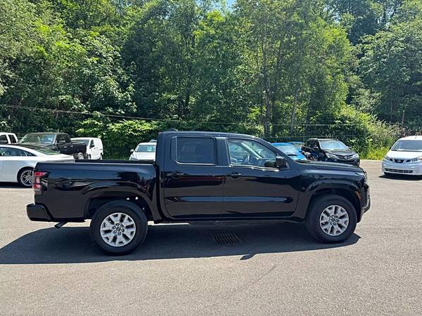 2023 Nissan Frontier Crew Cab SV (2023.25) Pickup 4D 5 ft - $25999.0063624422307201123