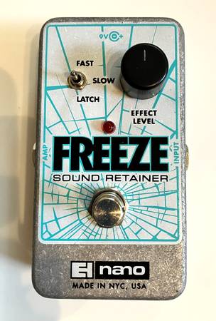 Electro-Harmonix Freeze Sound Retainer Effects Pedal - musical