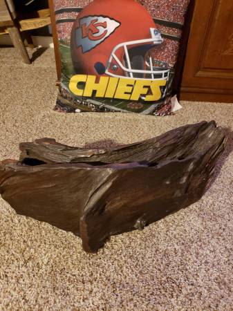 Banana Wood art piece and Banana Wood custom carved Vase 1