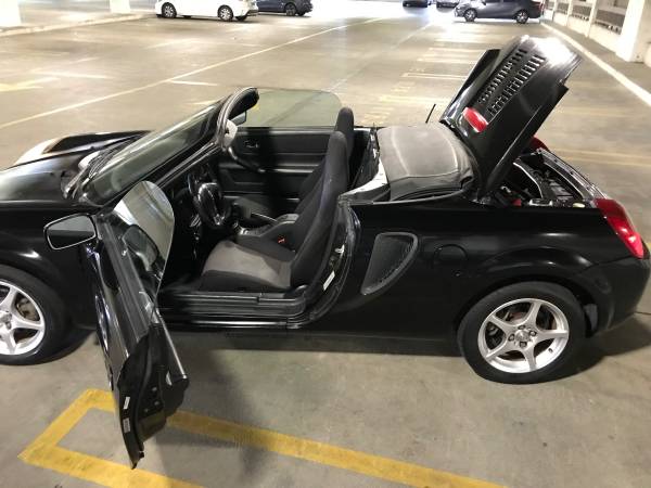 2000 Toyota MR2 Spyder convertible 5-speed manual - $7,400 (fremont / union city / newark)63470227834625124