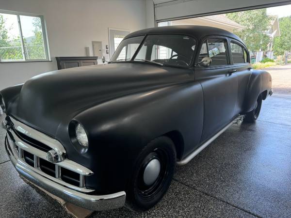 Sedán Fleetline de 4 puertas de 1949 - $24,000 (Morrison)63621807613315120