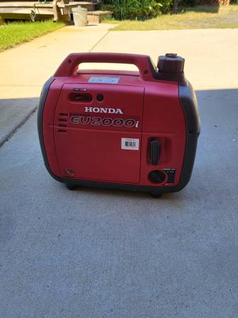 Honda EU2000i Generator 1