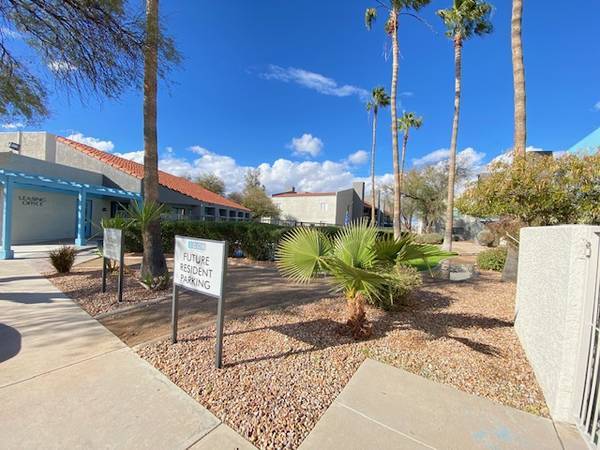 $1,099 / 1br - Vida en el punto de referencia en la Avenida (PARK & DREXEL)63674877146369121