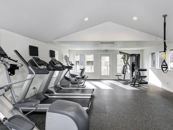 $1,592 / 1 habitación - 646 pies² - Servicio de paquetería, cocinas totalmente equipadas con lavavajillas (Sur de Everett)63786779924227124
