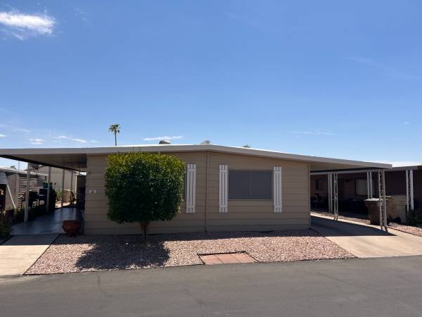 Beautifully Updated 3 bed 2 bath in Gated All-Age Community 1