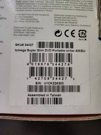 Iomega Superslim USB 2.0 8X DVD Writer Unidad óptica externa 34427 - $10 (Stonehenge, Raleigh NC)63442038259457122
