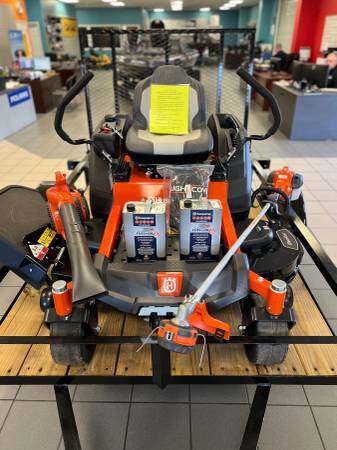 50" Zero Turn MOWER BUNDLE*NO FEES* - $5,148 (TUSCUMBIA)62946036886403123