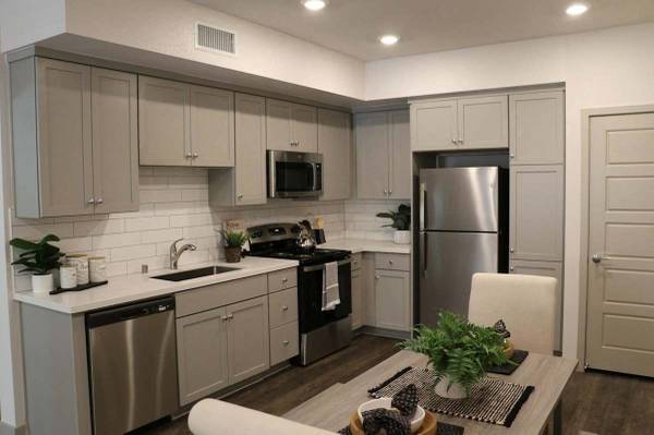 Large Closets, On-Site Management, Garage 1