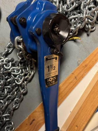 1.5-TON LEVER HOIST 1