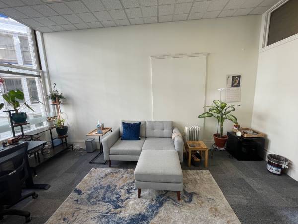$200 OFFICE SUBLET- Thurs. & Fri., Union Square Historic Flood Building (downtown / civic / van ness)63888990979713121
