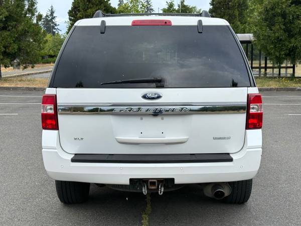 2015 Ford Explorer XLT 4x4 - $8,45063617194342529123