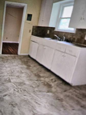 $1,050 / 2br - 1050ft2 - 4833 Johnston (Corpus Christi)64036537949827123