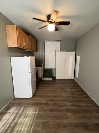 $1,200 / 1br - Studio for Rent (Spring valley)63998455453570124