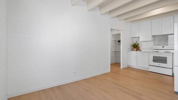 $1,875 / 1br - 338ft2 - Refrigerator, Newly Renovated Apartment, Electric Range (1909 Kahakai Dr, Honolulu, HI)63939395959811122