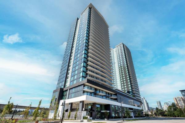 Burnaby Lougheed 1 Bed | A/C | Bosch Appliances 1