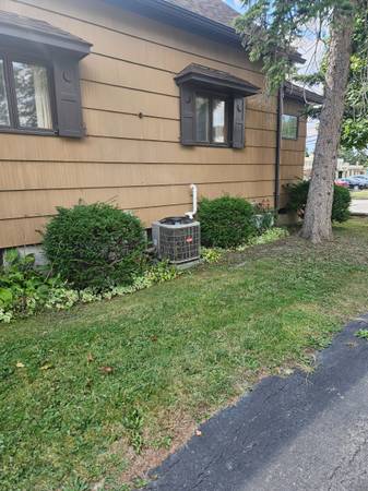 $325,000 / 4br - Home for sale with income property (Lancaster)63925201937282124