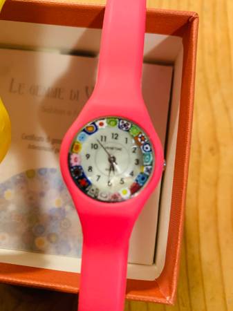Nuevo Reloj de Vidrio Murano Millefiori - $60 (Oak Harbor)62930781699203124