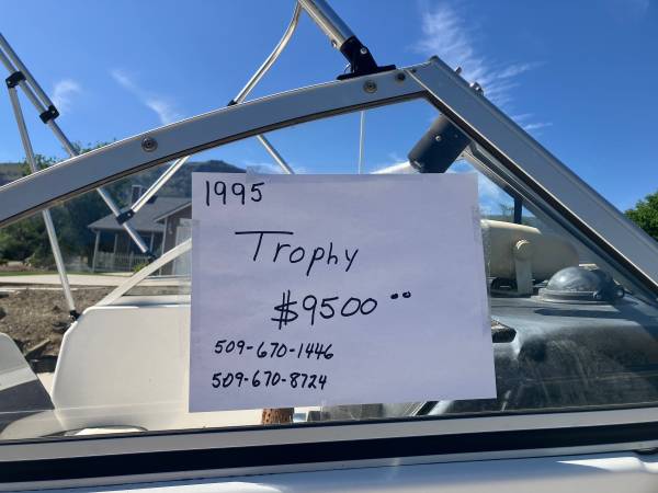 1995 Trophy Fishing Boat - $9,50062971055337475122