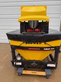 Sand and Salt Spreader 1