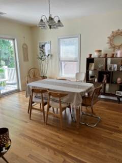 $2,900 / 3br - UPDATED 3-BEDROOM APARTMENT (Roslindale)63863243916419121