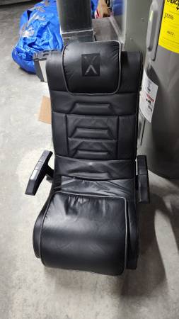"X" Video Gaming Chair 1
