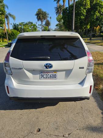 2015 Toyota Prius V FIVE - $9,900 (los angeles)63623804704387121