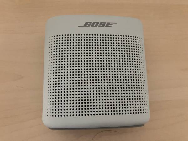 Bose soundlink color 2 bluetooth speakers 1