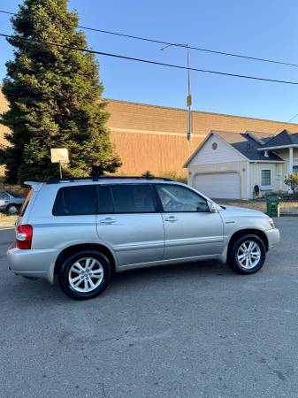 2006 Toyota Highlander Hybrid Limited 131K Título Limpio Smog Aprobado Cuero - $5,600 (fremont / union city / newark)63654701207427124
