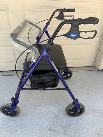 Walker rollator.........H 39 1
