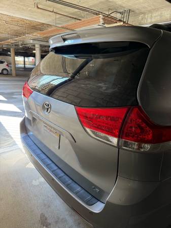 2013 Toyota Sienna LE – 8-Passenger – Clean Title – $11,950 - $11,950 (fremont / union city / newark)63470418598787123