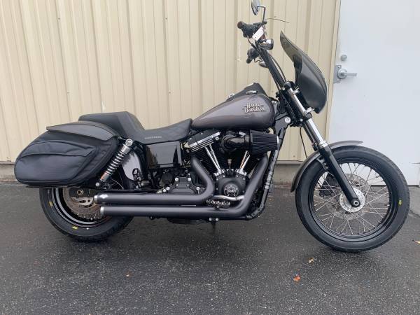 2016 Harley-Davidson FXDB103 Dyna Stret Bob 1