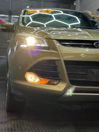 2013 Ford Escape Titanium - Título limpio, ¡CARGADO! - $6,999 (Advanced Premier Auto LLC)63618461881345121