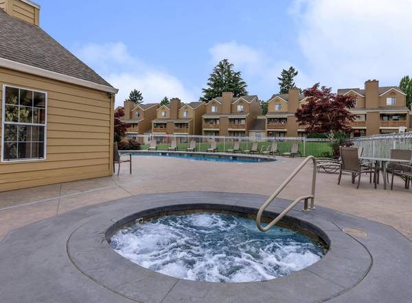 $1,895 / 2br - ¡LLAME Y MUDARSE AHORA! | Ubicación central - Distribuciones de viviendas adosadas disponibles (Tigard)63914740798722121