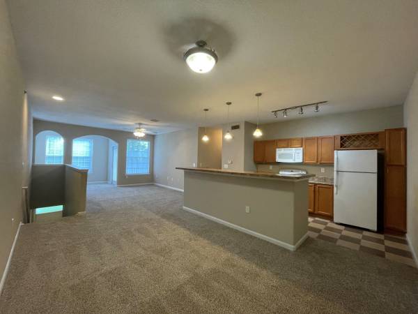 $1,799 / 3br - 1496ft2 - 3 Bedroom apt#602 Lower base price 1 month free waived A & A (Asheville)64029209384451120