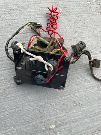 Yamaha Key Switch Panel Helm Master Twin Engine Ignition W Kill 1