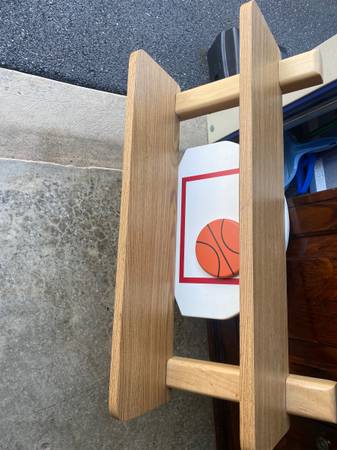 Estante de baloncesto - $20 (Dawsonville)63470456391297121