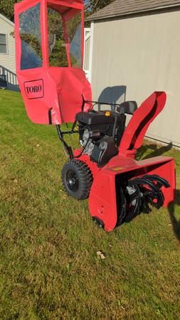 30" Toro 1030 Snow Blower 1