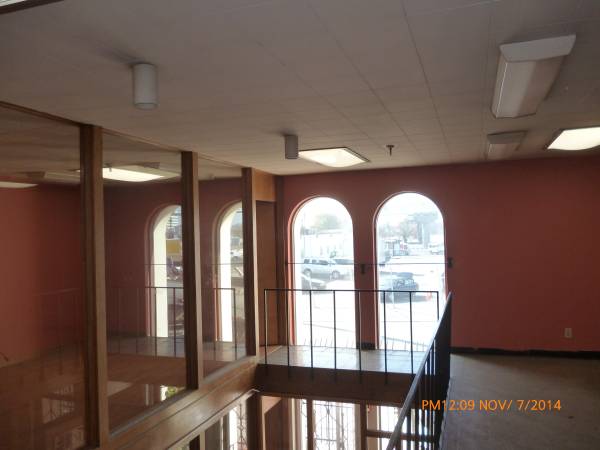 $5,000 / 4200ft2 - Office building with parking @ Coliseum - Hegenberger (oakland east)63994099100163124