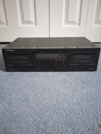PIONEER Dual Cassette Deck 1