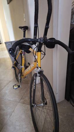 Trek Hilo 2000 Triathlon / Road Bike - Shimano Ultegra