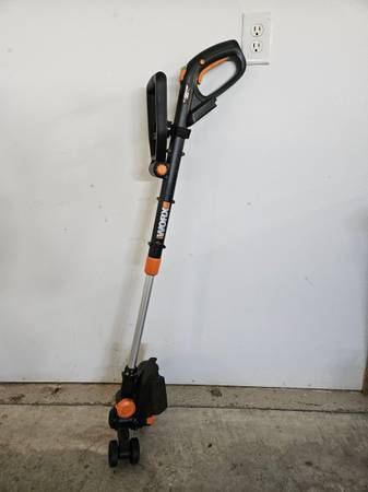 Worx cordless grass trimmer 1