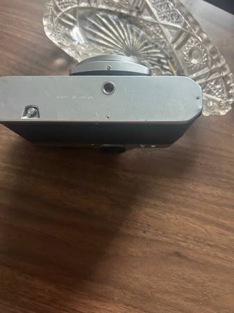 Nikkormat el camera 1
