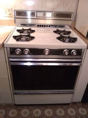 Gas range/stove 1