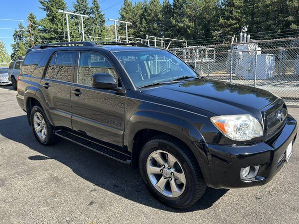 2008 Toyota 4runner Limited 4WD V6 --Clean title, Loaded, leather-- - $17,995 (kirkland)63624422753153122