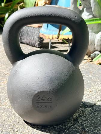 53  LB.  / 24 KG.  ETHOS  KETTLEBELL 1
