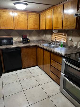 $1,200 / 3br - 1392ft2 - Kinsley 3 Bed 2 full bath furnished home. Short term renters welcome. (Kinsley Ks)63789844517635122